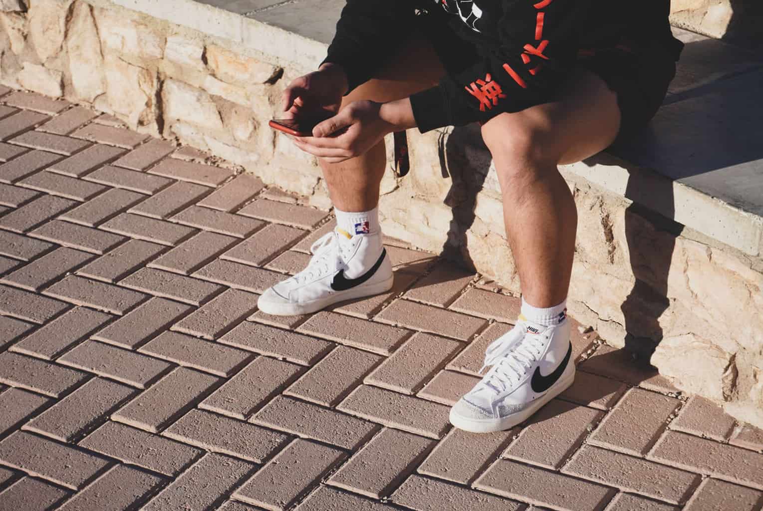 pairing sneakers with shorts